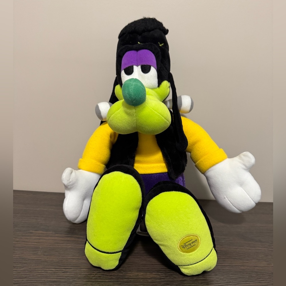 Disney’s Goofy “Goof N Stein” Plush - 2003 🎃